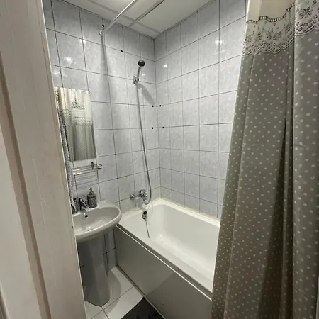 Cozy Apartment- Self Check- In * Рига