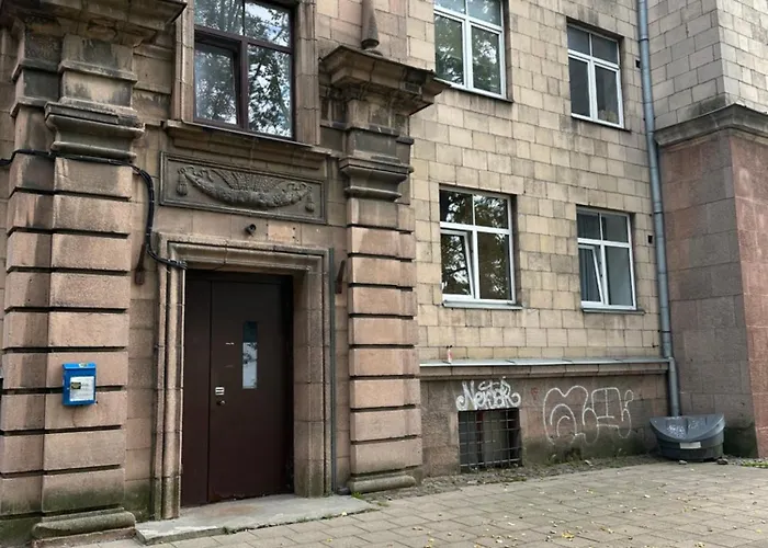 Cozy Apartment- Self Check- In *