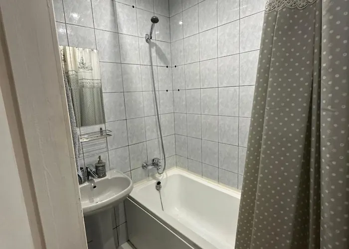 Cozy Apartment- Self Check- In * Riga