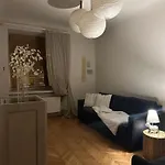 Cozy Apartment- Self Check- In *