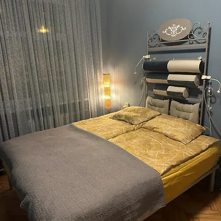 Cozy Apartment- Self Check- In Apartment *